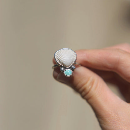 White Ark Shell & Turquoise Ring